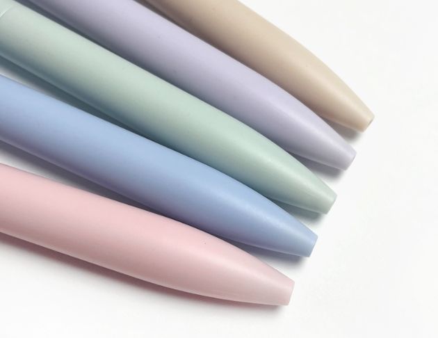 CRC-325 沐光柔霧按壓中油筆 3